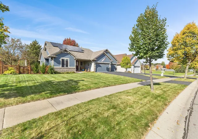 Photo 3 of Single family home for sale at 15480 Yakima St Nw, Anoka, MN 55303 | MLS# 7145527 | Listing updated on 2026-10-18
