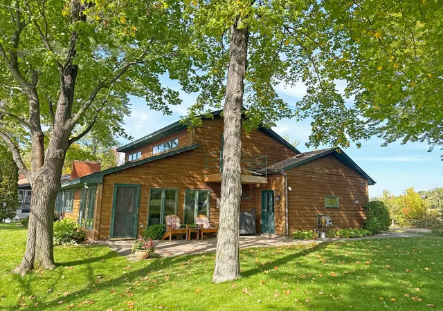 Photo 3 of Sale Pending at 1811 Grant Ave NW, Maple Lake, MN 55358 | MLS# 7145543 | Listing updated on 2026-10-07
