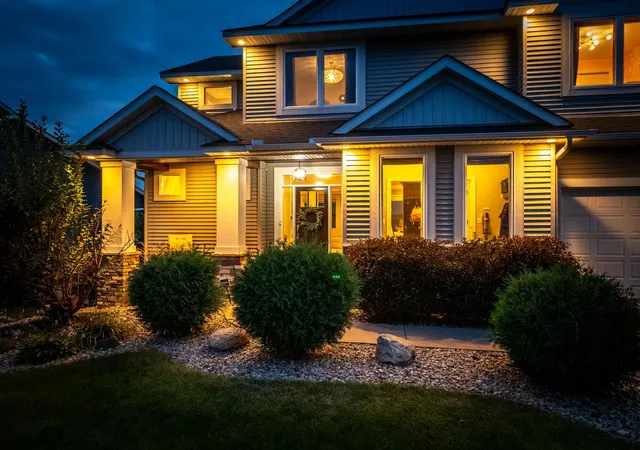 Photo 2 of Single family home for sale at 20083 Harness Ave, Lakeville, MN 55044 | MLS# 7145555 | Listing updated on 2026-09-21
