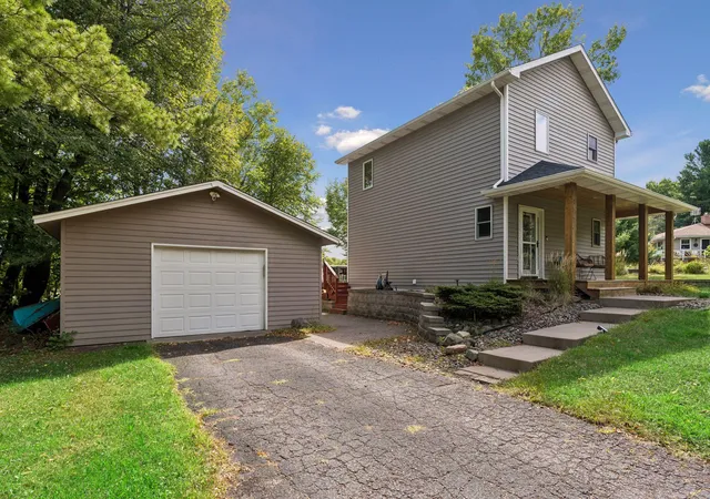 Photo 4 of Single family home for sale at 2920 216th Street, Luck, WI 54853 | MLS# 7145583 | Listing updated on 2026-09-19