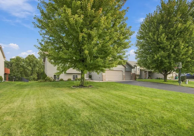 Photo 2 of Single family home for sale at 12460 66th Street Ne, Albertville, MN 55301 | MLS# 7145593 | Listing updated on 2026-09-22