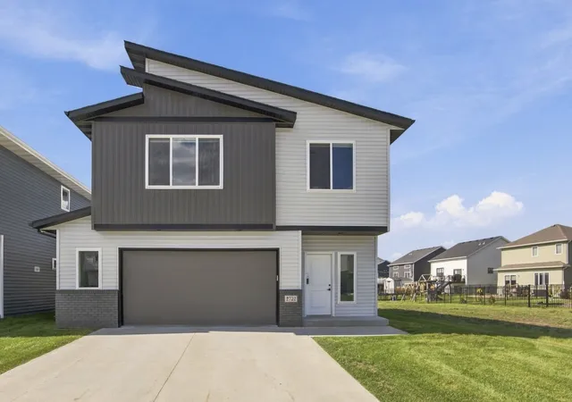 Photo 1 of Single family home for sale at 2722 12th Street W, West Fargo, ND 58078 | MLS# 7145595 | Listing updated on 2026-09-24