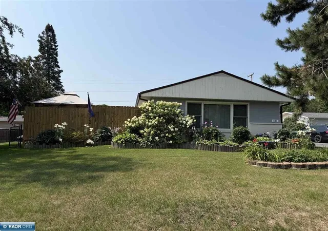 Photo 3 of Single family home for sale at 511 Indiana Ave W, Gilbert, MN 55741 | MLS# 7145610 | Listing updated on 2026-09-17