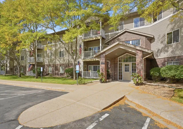 Photo 2 of Condo for sale at 18400 Euclid St #364, Farmington, MN 55024 | MLS# 7145613 | Listing updated on 2026-09-30
