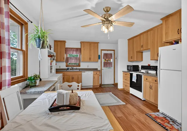 Photo 4 of Single family home for sale at 2313 Hazel Hl Rd SE, Alexandria, MN 56308 | MLS# 7145622 | Listing updated on 2026-10-02