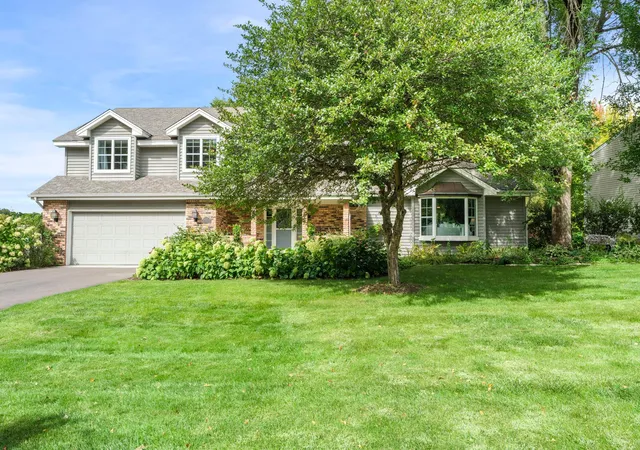 Photo 2 of Single family home for sale at 2600 Jewel Ln N, Minneapolis, MN 55447 | MLS# 7145627 | Listing updated on 2026-09-20
