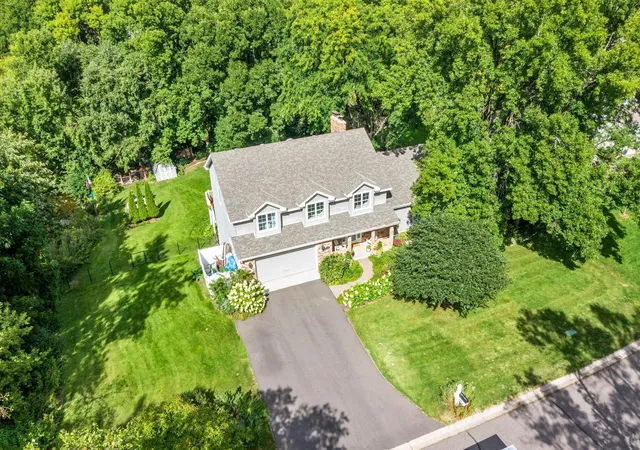 Photo 3 of Single family home for sale at 2600 Jewel Ln N, Minneapolis, MN 55447 | MLS# 7145627 | Listing updated on 2026-09-20