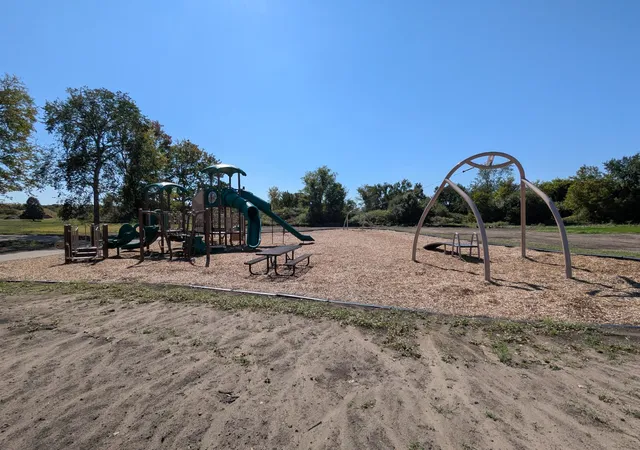 Photo 28 of Sale Pending at 1606 191st Avenue NE, Cedar, MN 55011 | MLS# 7145660 | Listing updated on 2026-09-30