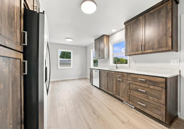 Photo 4 of Single family home for sale at 1729 17th Street S, Fargo, ND 58103 | MLS# 7145672 | Listing updated on 2026-09-28