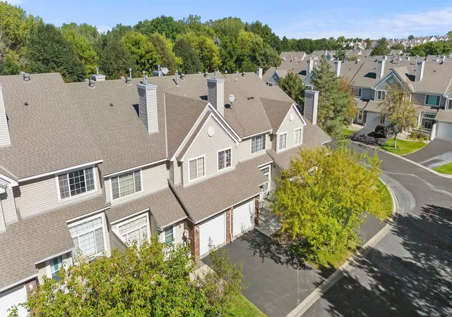 Photo 3 of Single family home for sale at 8763 Branson Dr #90, Inver Grove Heights, MN 55076 | MLS# 7145685 | Listing updated on 2026-09-19