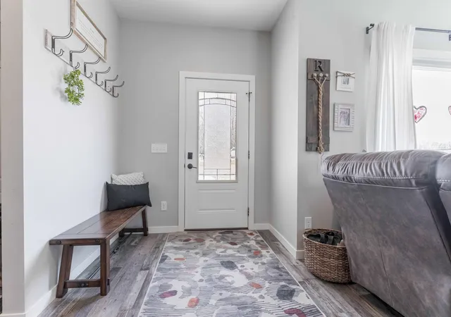 Photo 4 of Single family home for sale at 2021 Tower View Rd, Fergus Falls, MN 56537 | MLS# 7145689 | Listing updated on 2026-09-19