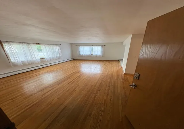 Photo 4 of House for sale at 1225 10th Street N, Fargo, ND 58102 | MLS# 7145697 | Listing updated on 2026-09-30