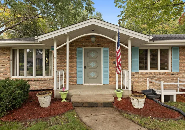 Photo 3 of Single family home for sale at 1495 Trollhagen Dr, Minneapolis, MN 55421 | MLS# 7145702 | Listing updated on 2026-10-01