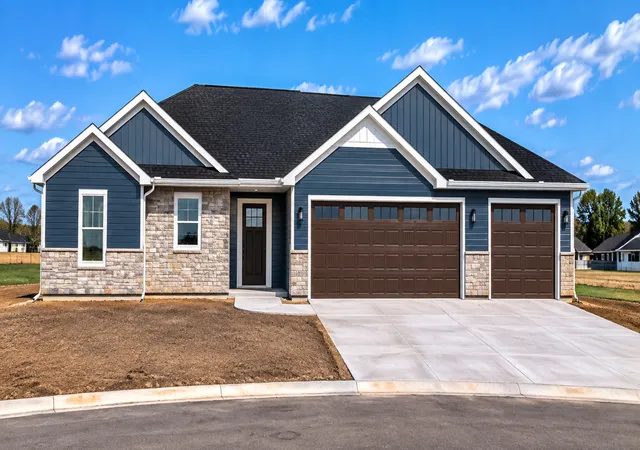 Photo 3 of Single family home for sale at 831 3rd Avenue Ct Sw, Rice, MN 56367 | MLS# 7145704 | Listing updated on 2026-10-05