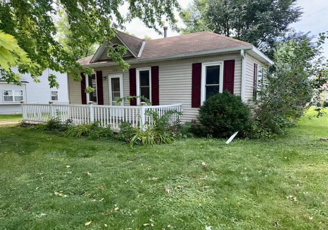 Photo 22 of Single family home for sale at 1218 7 1/2 St SW, Willmar, MN 56201 | MLS# 7145705 | Listing updated on 2026-10-07