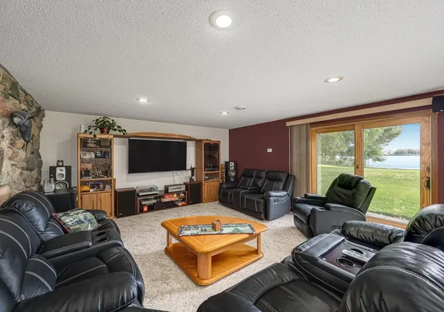 Photo 4 of Single family home for sale at 500 Hickman Dr, Sauk Centre, MN 56378 | MLS# 7145710 | Listing updated on 2026-09-25
