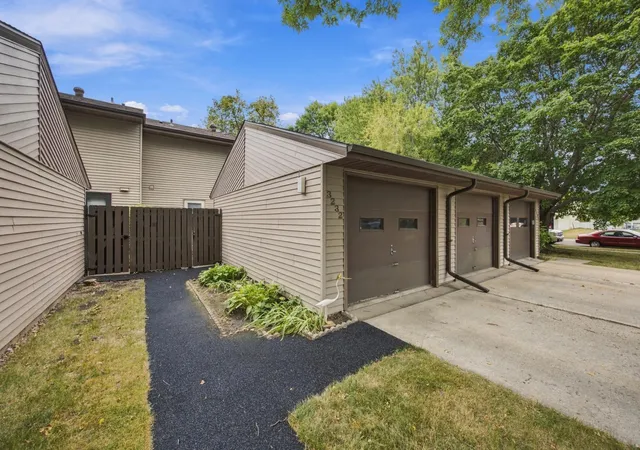 Photo 1 of Single family home for sale at 3232 2nd Street N, Fargo, ND 58102 | MLS# 7145712 | Listing updated on 2026-09-20