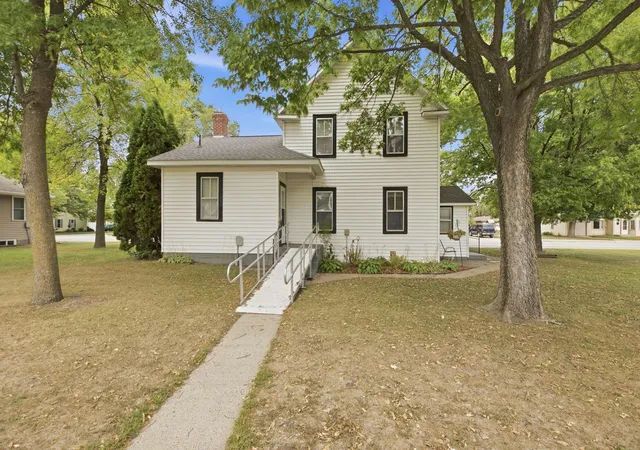 Photo 23 of Single family home for sale at 245 Main St W, Richmond, MN 56368 | MLS# 7145729 | Listing updated on 2026-09-28