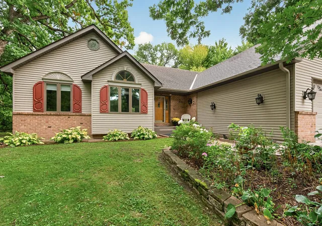 Photo 40 of Single family home for sale at 27163 Ironwood Ct, Chisago City, MN 55013 | MLS# 7145747 | Listing updated on 2026-10-02
