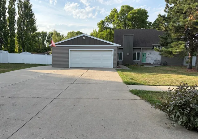 Single family home for sale at 1825 Prairie Ln S, Fargo, ND 58103 | MLS# 7145756