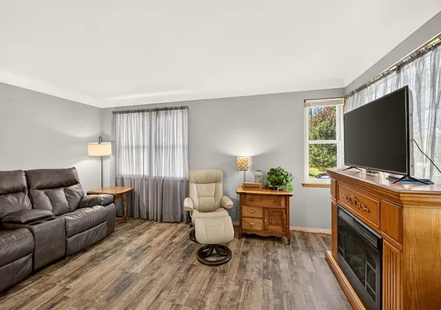 Photo 4 of Single family home for sale at 4724 Anderson Rd, Hermantown, MN 55811 | MLS# 7145761 | Listing updated on 2026-09-21
