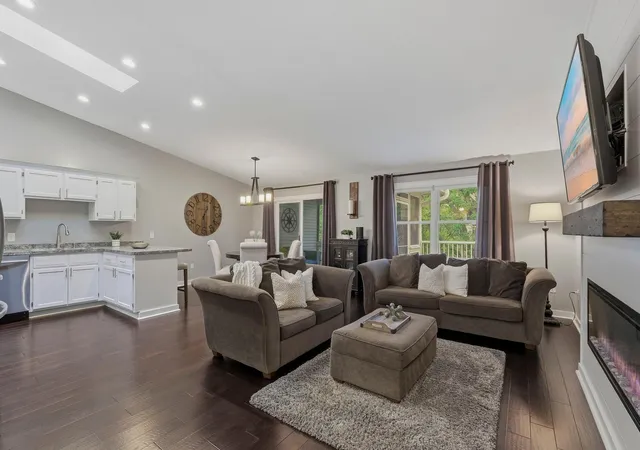 Photo 1 of Single family home for sale at 4240 Boulder Ridge Point, Saint Paul, MN 55122 | MLS# 7145765 | Listing updated on 2026-10-19