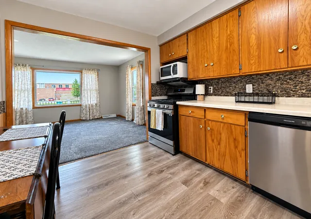 Photo 3 of Single family home for sale at 1707 4th Avenue SE, Austin, MN 55912 | MLS# 7145815 | Listing updated on 2026-10-05