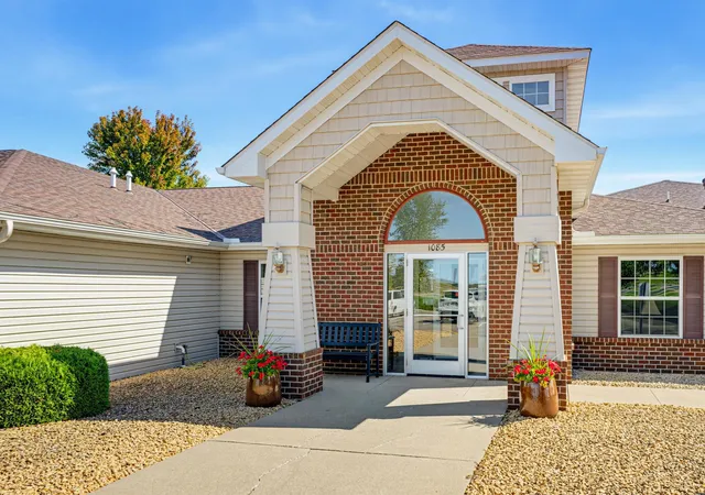 Photo 1 of Condo for sale at 1085 Dale St Sw #115, Hutchinson, MN 55350 | MLS# 7145826 | Listing updated on 2026-09-22