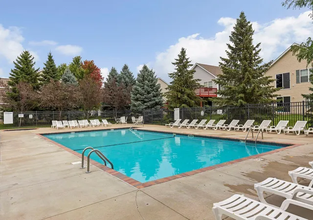 Photo 2 of Single family home for sale at 1336 Yorkshire Ln, Shakopee, MN 55379 | MLS# 7145827 | Listing updated on 2026-09-21