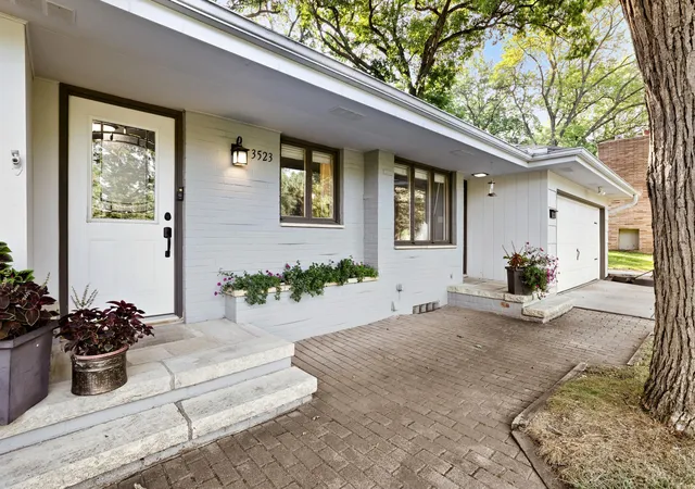 Photo 3 of Single family home for sale at 3523 Arbor Ln, Hopkins, MN 55305 | MLS# 7145831 | Listing updated on 2026-10-06