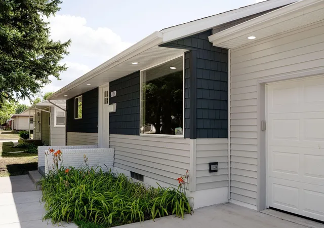 Photo 3 of Single family home for sale at 705 18th Street N, Moorhead, MN 56560 | MLS# 7145834 | Listing updated on 2026-09-18