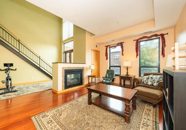 Photo 3 of Condo for sale at 9 W Franklin Ave #315, Minneapolis, MN 55404 | MLS# 7145847 | Listing updated on 2026-09-19