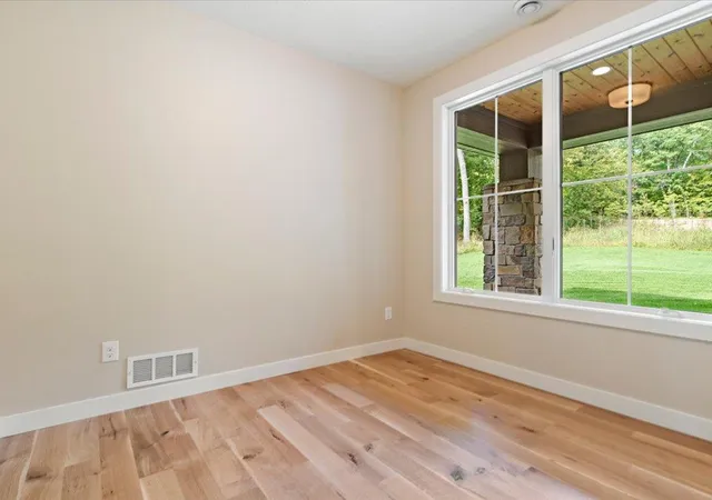 Photo 4 of Single family home for sale at 29661 Percheron Dr, Pequot Lakes, MN 56472 | MLS# 7145850 | Listing updated on 2026-09-18
