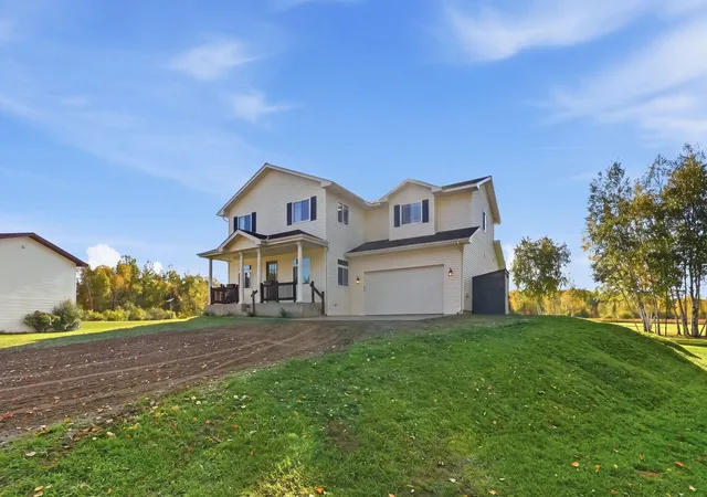 Photo 4 of Single family home for sale at 38582 Clover Cir, Hinckley, MN 55037 | MLS# 7145851 | Listing updated on 2026-10-08