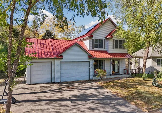 Single family home for sale at 1128 Creekside Cir, Stillwater, MN 55082 | MLS# 7145860