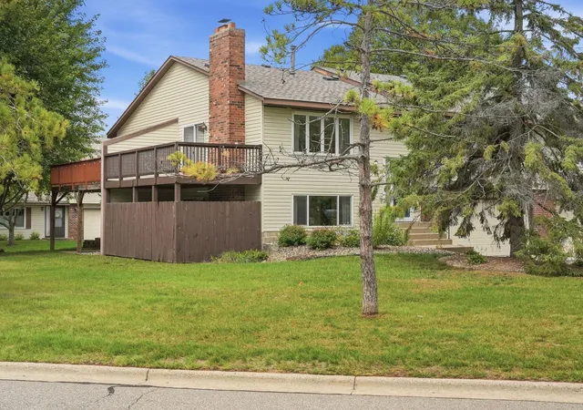 Photo 3 of Single family home for sale at 13642 Knox Dr, Burnsville, MN 55337 | MLS# 7145863 | Listing updated on 2026-10-09