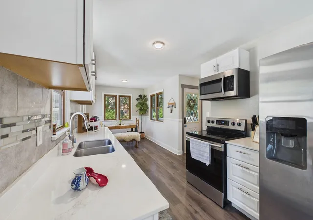 Photo 4 of Single family home for sale at 2359 Victoria St N, Saint Paul, MN 55113 | MLS# 7145865 | Listing updated on 2026-10-08