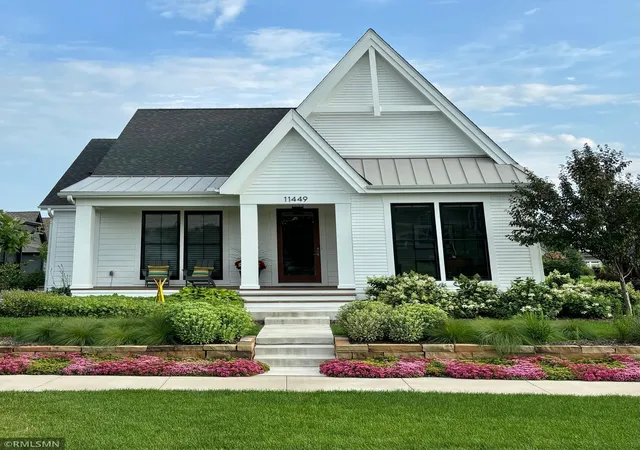 Photo 3 of Single family home for sale at 11449 Wildflower Dr N, Lake Elmo, MN 55042 | MLS# 7145892 | Listing updated on 2026-10-07