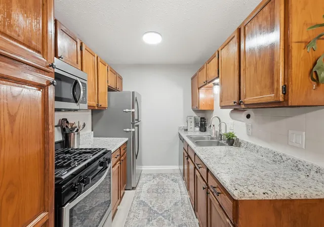 Photo 2 of Single family home for sale at 1646 City View Dr #19, Saint Paul, MN 55121 | MLS# 7145917 | Listing updated on 2026-10-16