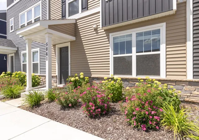 Photo 1 of Single family home for sale at 5860 156th Street W, Saint Paul, MN 55124 | MLS# 7145929 | Listing updated on 2026-09-18