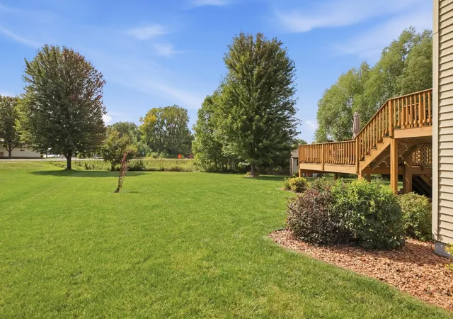 Photo 3 of Single family home for sale at 26075 Bluebird Ln, Saint Cloud, MN 56301 | MLS# 7145931 | Listing updated on 2026-10-04