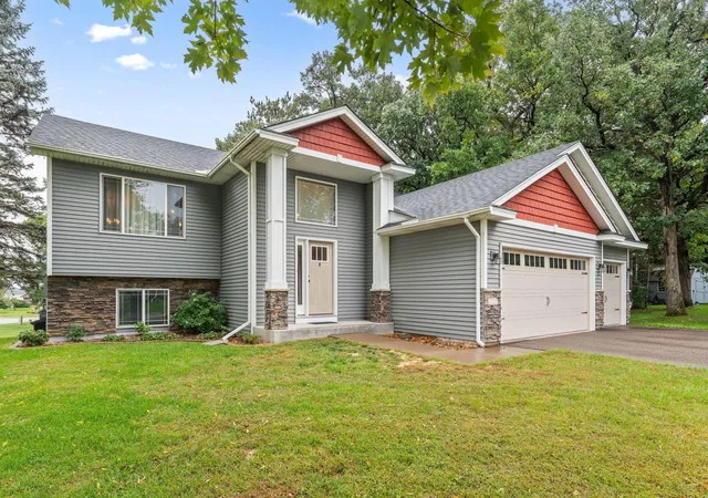 Photo 1 of Single family home for sale at 21215 Old Lake George Blvd Nw, Anoka, MN 55303 | MLS# 7145934 | Listing updated on 2026-09-25