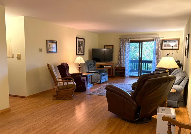 Photo 3 of Condo for sale at 1825 Perlich Ave #101, Red Wing, MN 55066 | MLS# 7145936 | Listing updated on 2026-09-18