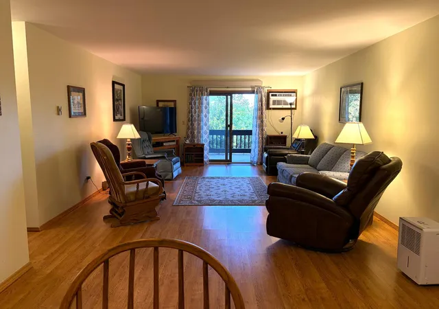 Photo 4 of Condo for sale at 1825 Perlich Ave #101, Red Wing, MN 55066 | MLS# 7145936 | Listing updated on 2026-09-18