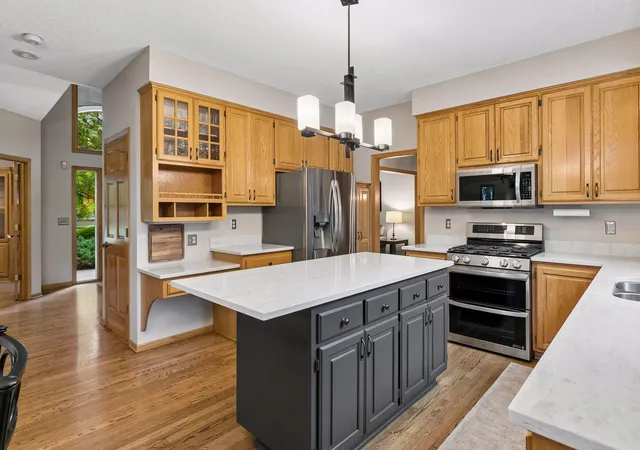 Photo 3 of Single family home for sale at 14841 Langdon Pl, Eden Prairie, MN 55347 | MLS# 7145964 | Listing updated on 2026-10-06