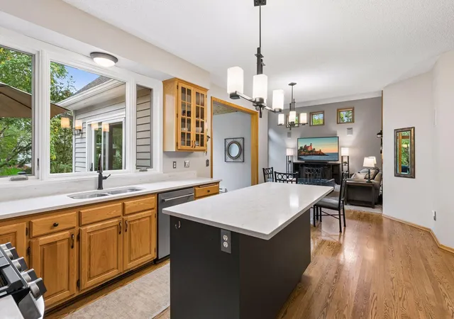 Photo 4 of Single family home for sale at 14841 Langdon Pl, Eden Prairie, MN 55347 | MLS# 7145964 | Listing updated on 2026-10-06