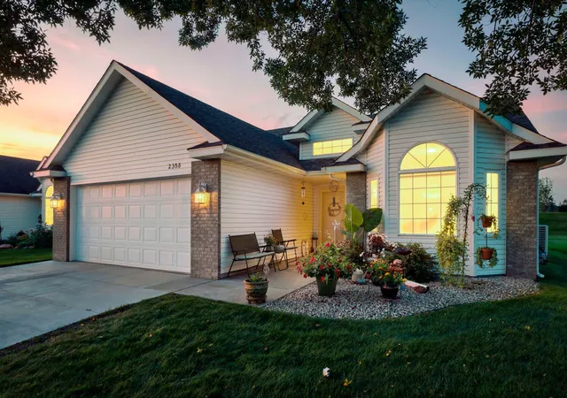 Single family home for sale at 2333 Cleveland Ln S, Cambridge, MN 55008 | MLS# 7145993