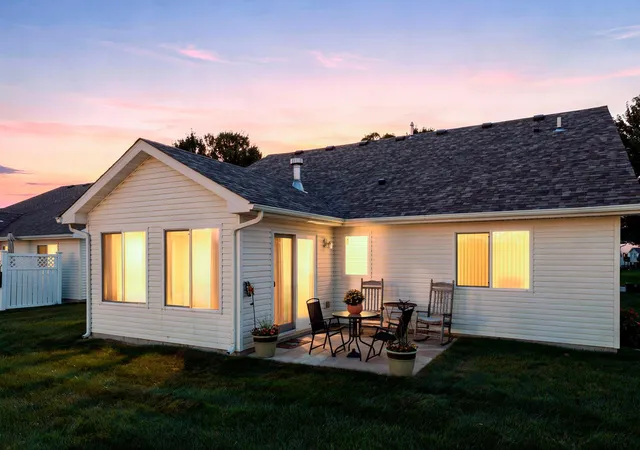 Photo 2 of Single family home for sale at 2333 Cleveland Ln S, Cambridge, MN 55008 | MLS# 7145993 | Listing updated on 2026-09-20