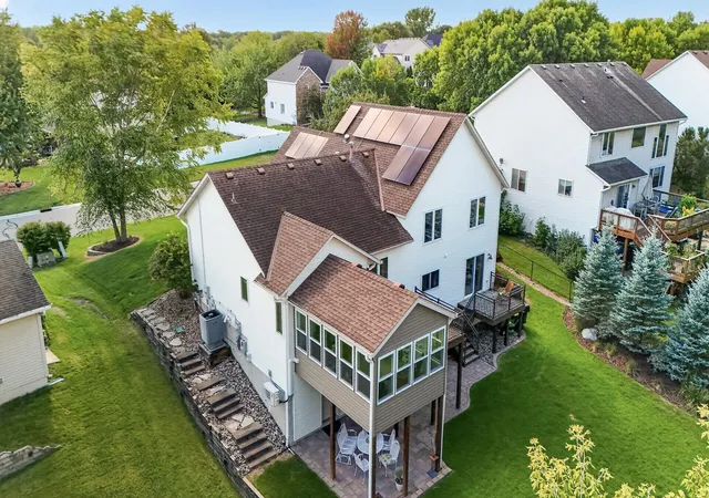 Photo 1 of Single family home for sale at 16959 Hubbard Trl, Lakeville, MN 55044 | MLS# 7146003 | Listing updated on 2026-10-06