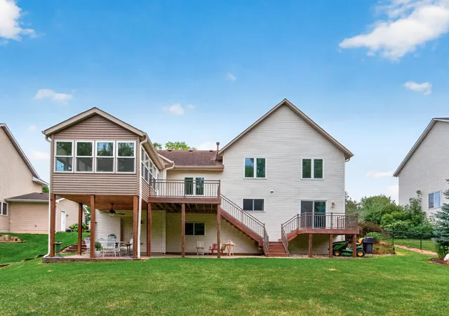 Photo 2 of Single family home for sale at 16959 Hubbard Trl, Lakeville, MN 55044 | MLS# 7146003 | Listing updated on 2026-10-06